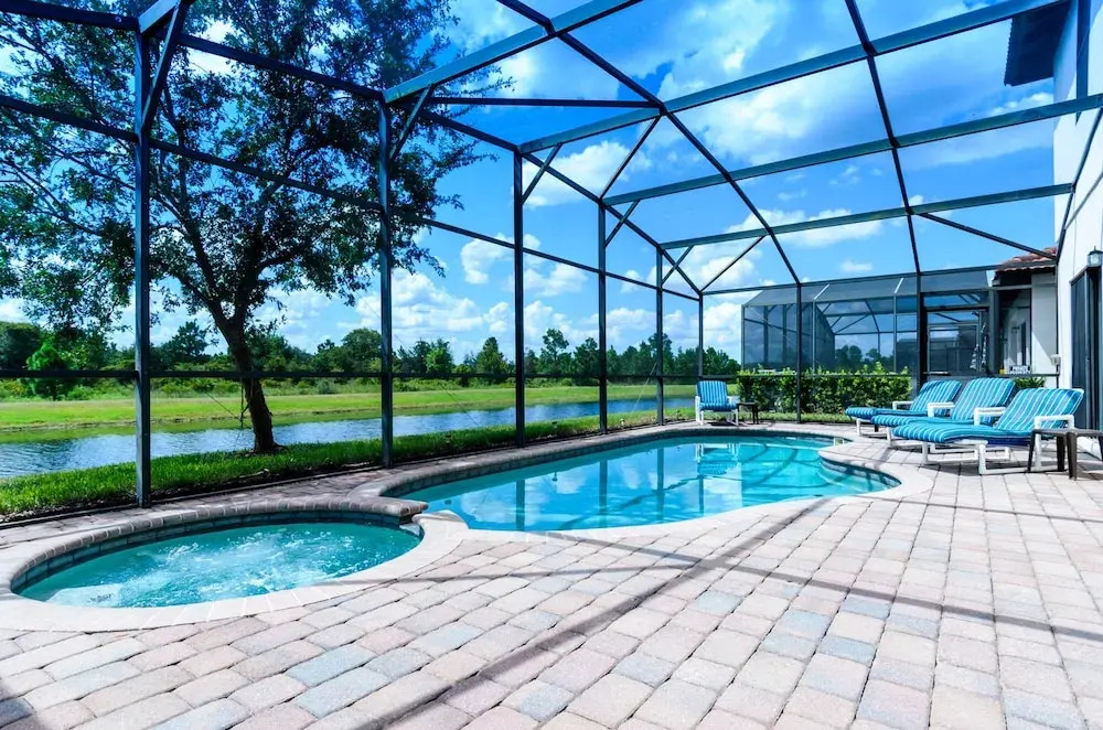 Ov3750 - High Grove - 5 Bed 3.5 Baths Villa