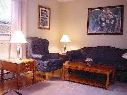 Niagara Falls Executive Suites