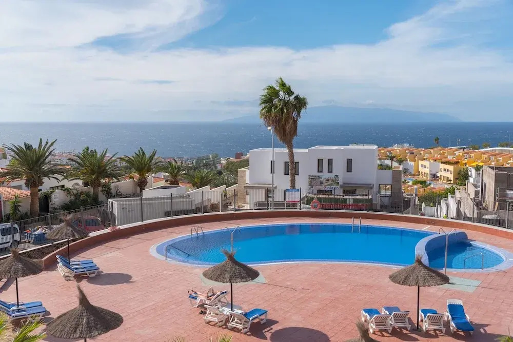 C104B Brand New Apartment, Elegant, Pool