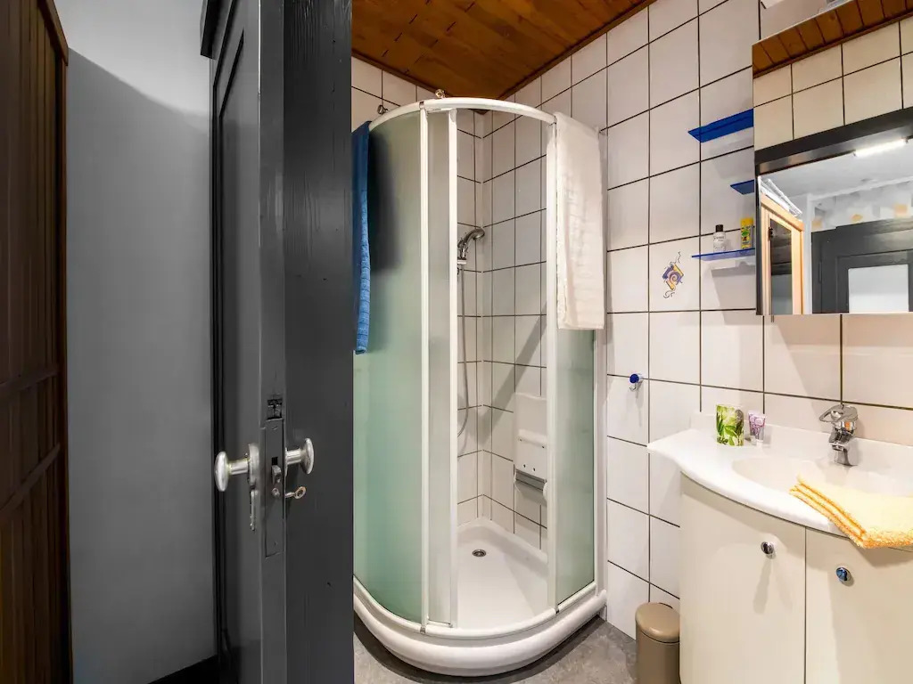 Holiday Home in Bullingen with Garden