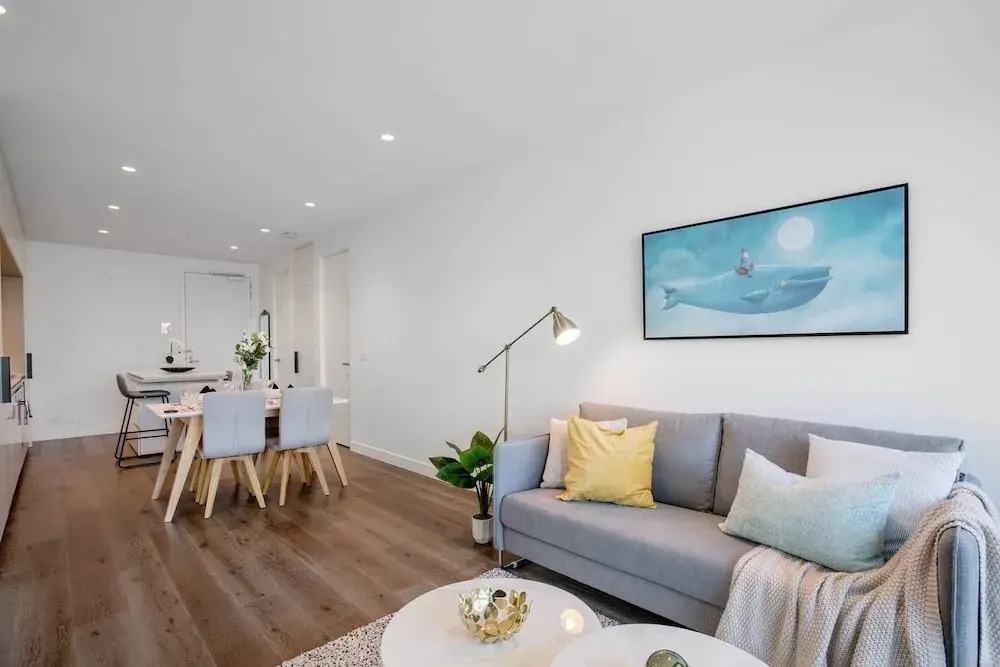 87 Docklands 2BD 2BTH Waterside with Carpark