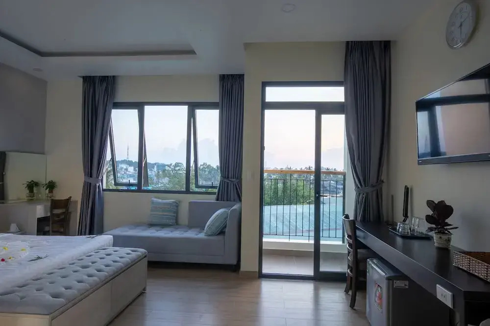 Hotel Sang Tuoi