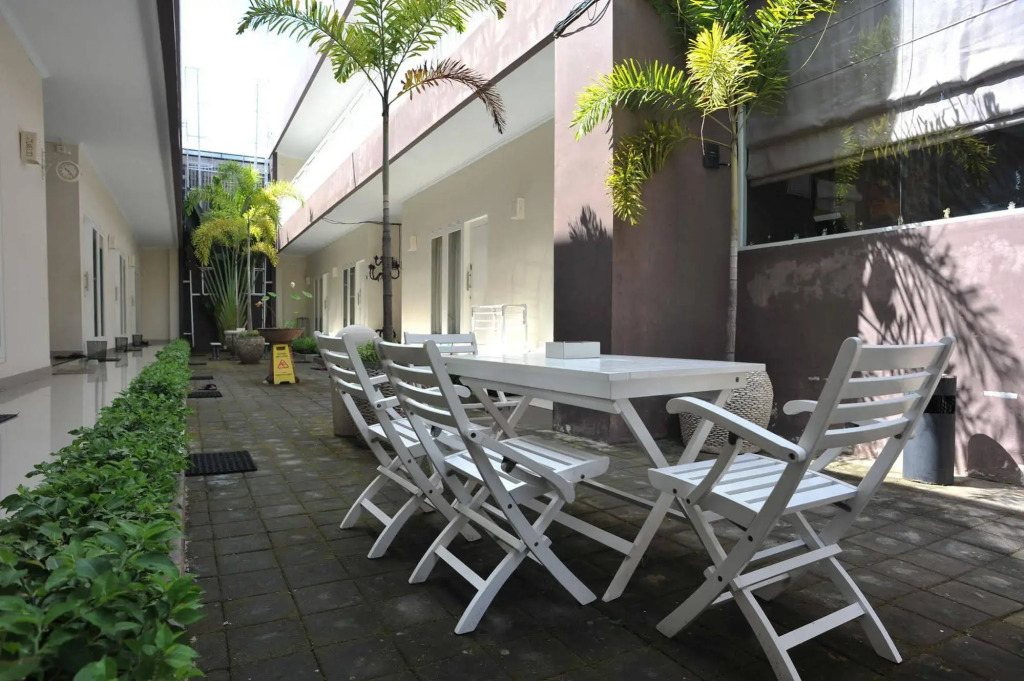 巴厘岛艾里乌努得全景金巴兰酒店(Airy Unud Panorama Jimbaran Bali)
