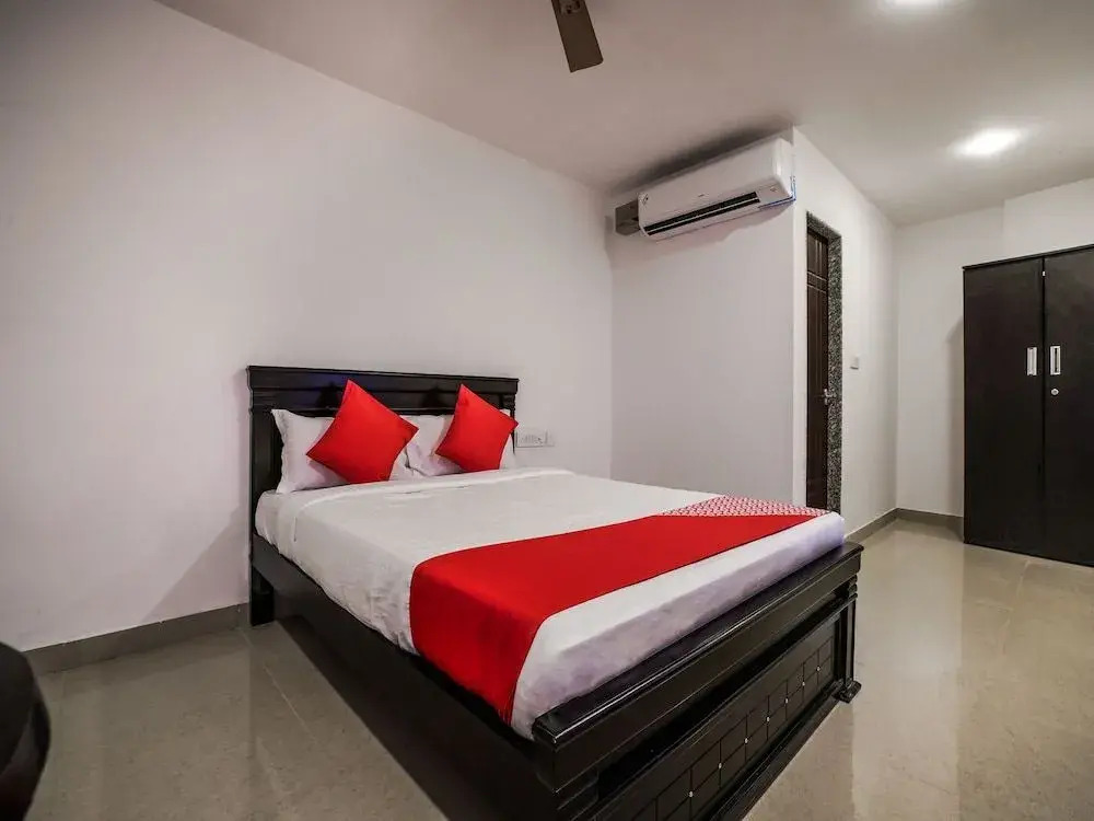 THE METRO INTERNATIONAL HOTEL
