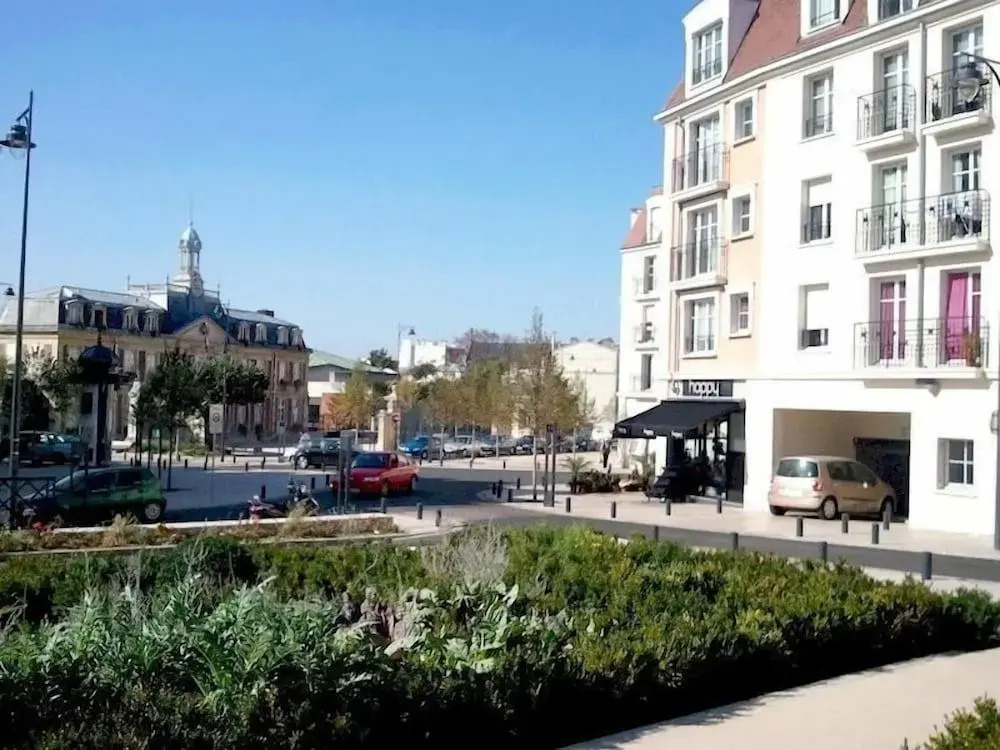 Hôtel des Bains 24h 7j Paris centre à 10 min