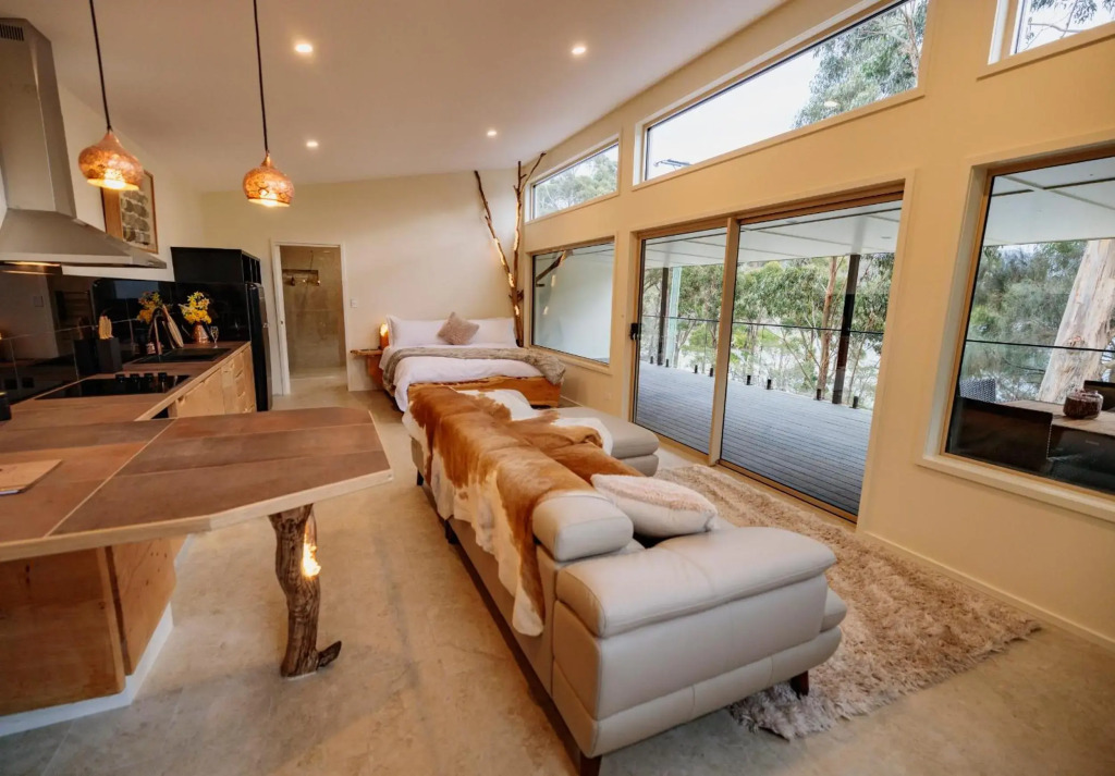 Absolute Oceanfront Bruny Island Secrets Retreat