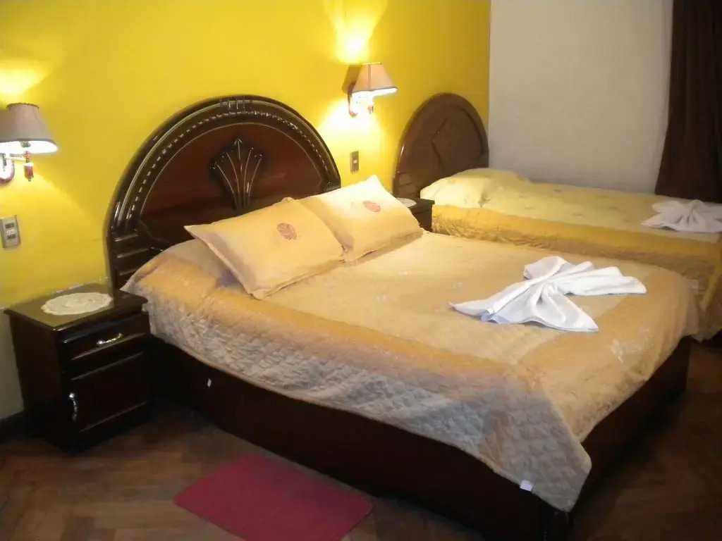 Las Torres Hostal