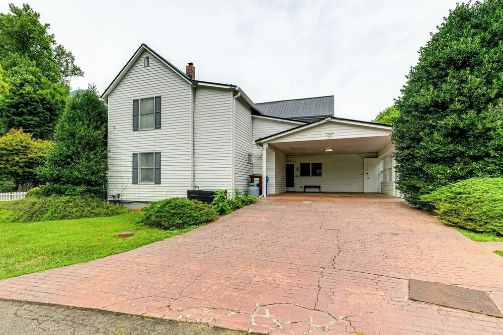 Maggie Valley Historic Farmhouse on 5 Acres