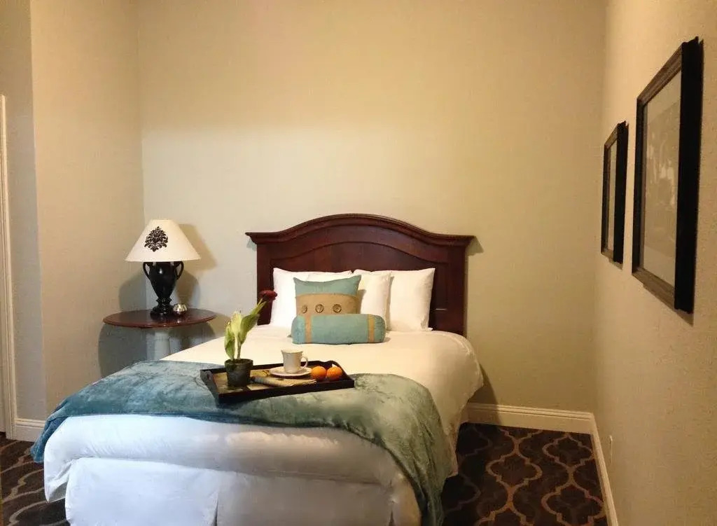 The Dilworth Inn