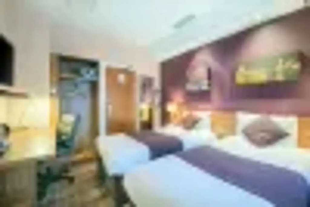 Kings Cross Inn Hotel