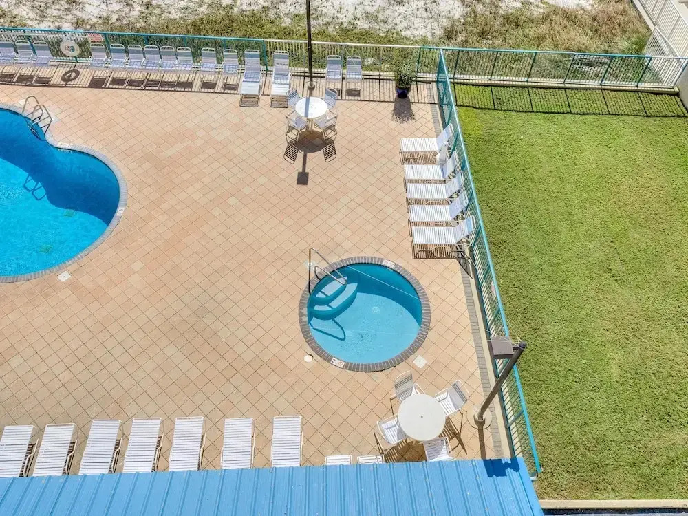 Surf Side Shores 1506