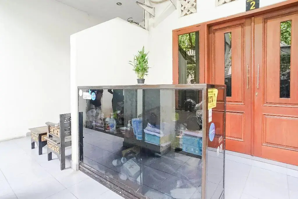 Ketapang Guesthouse Echo Beach Canggu