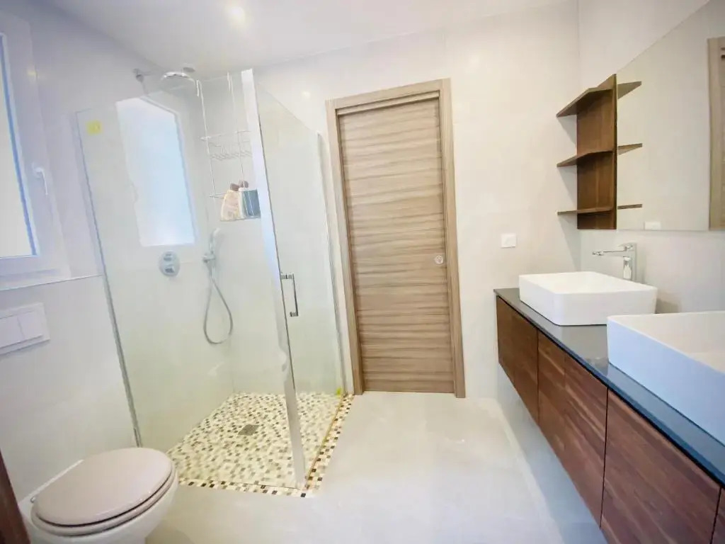 Charmante villa avec piscine au calme, 6 personnes