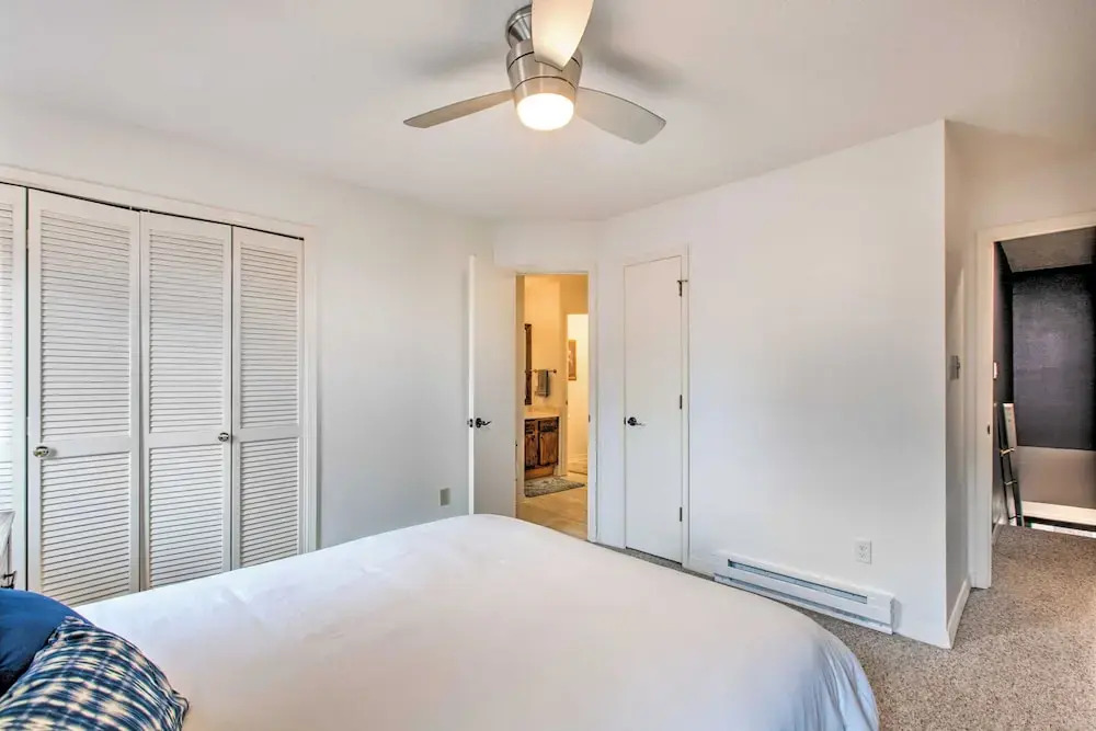 2 Blocks to Skiing & Mtb: Angel Fire Condo