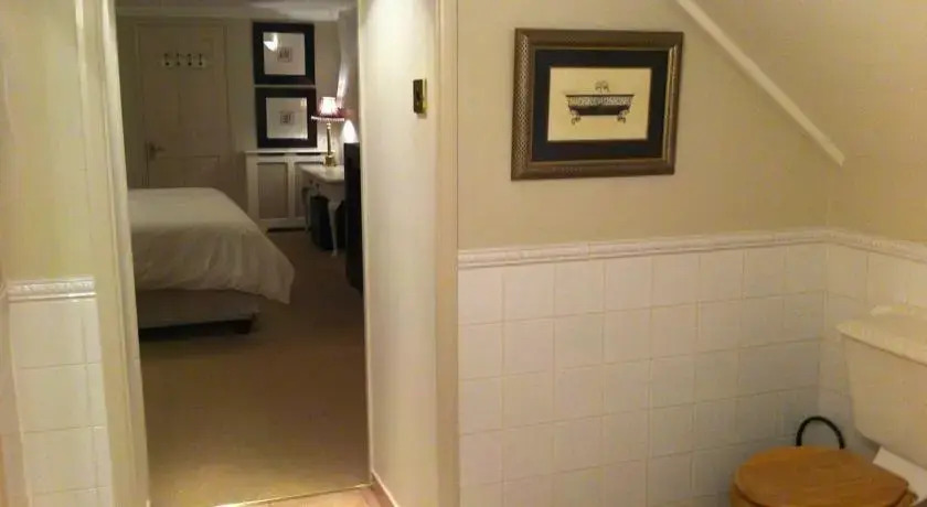 McMillans B&B Windsor