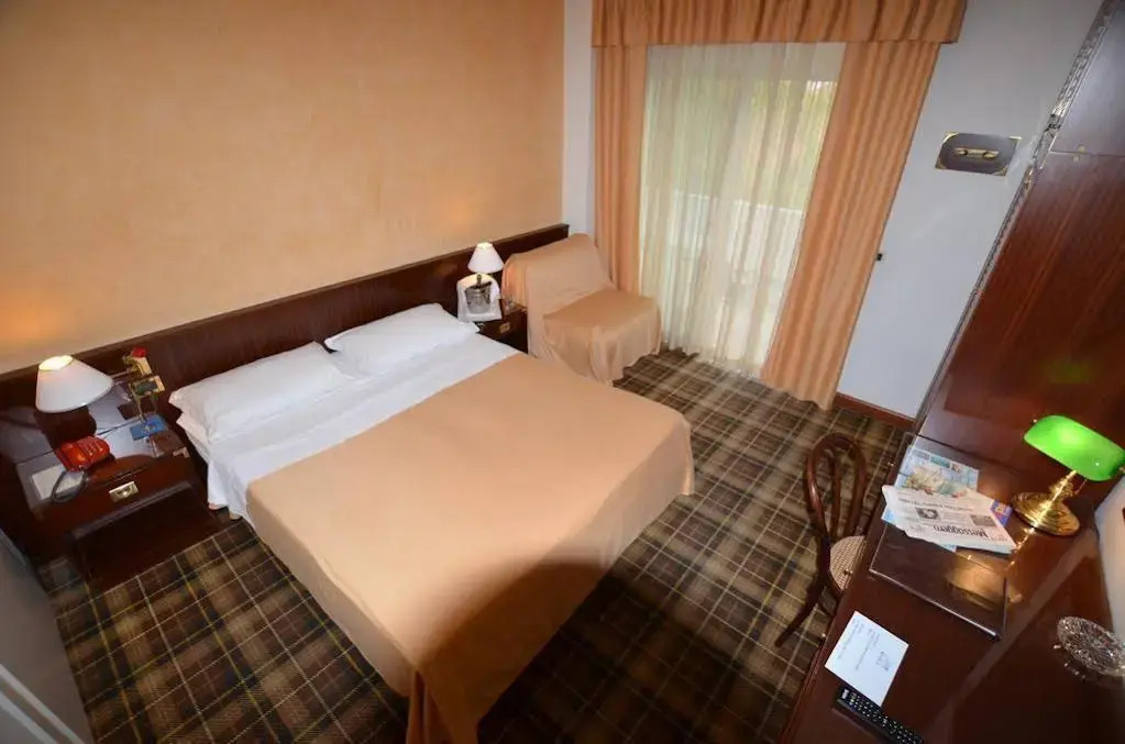 Hotel Astro