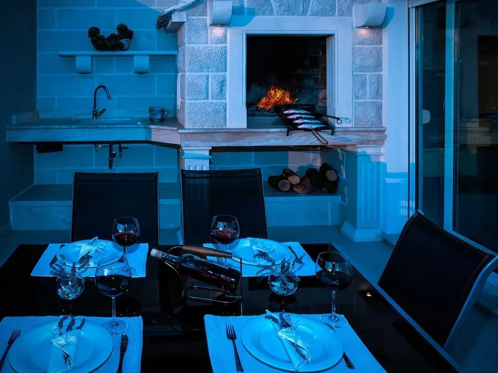 Modern Sea-facing Apartment in Omis Dalmatia