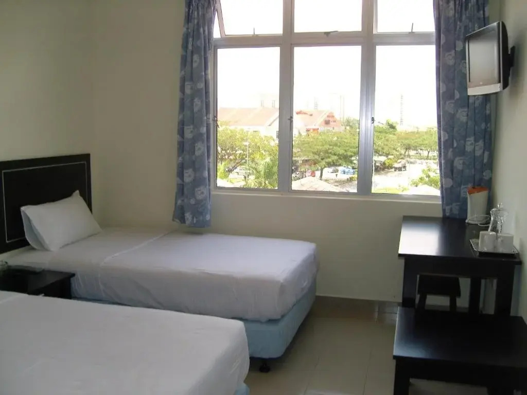 Linkway Hotel
