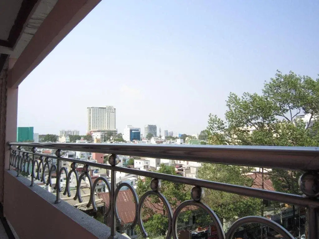 Khách Sạn Hạnh Long