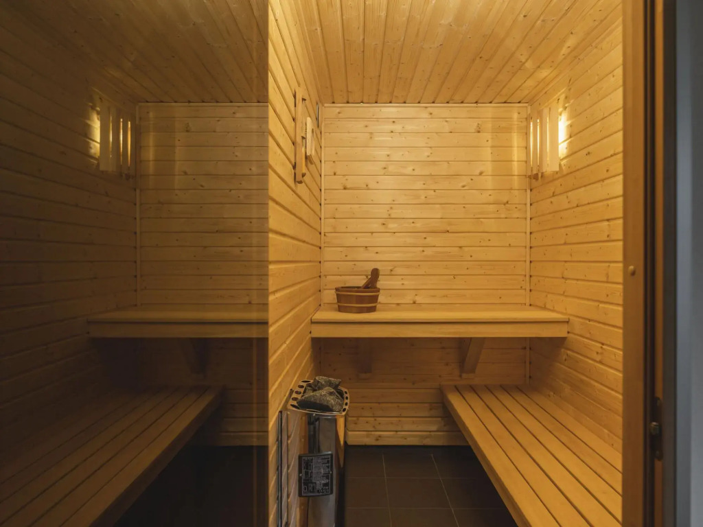 Wellness lodge, at a holiday park, with sauna and wonderful unobstructed view