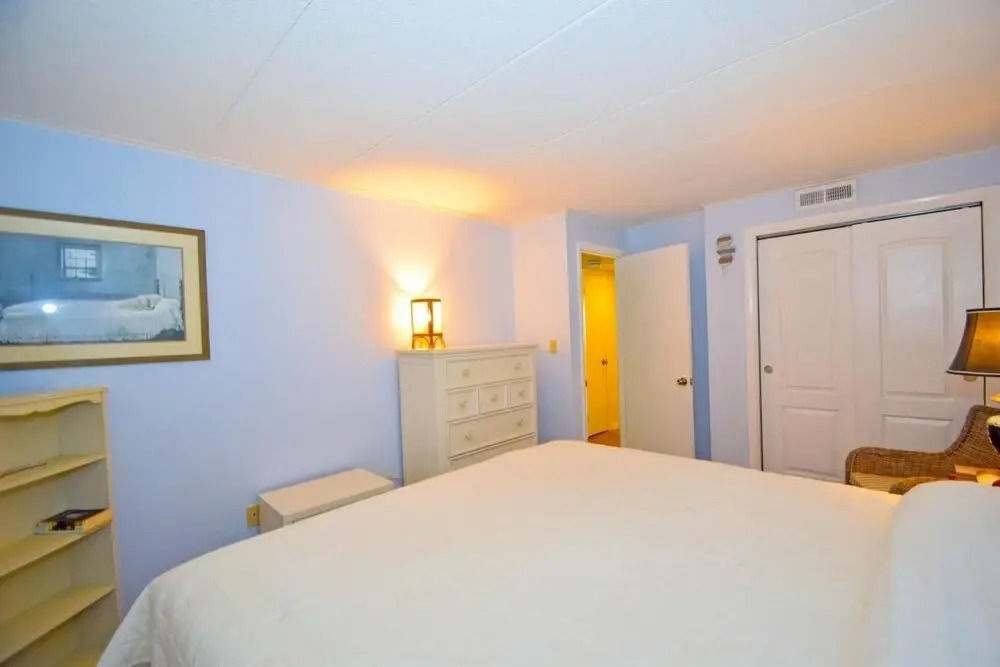 Thunder Island 112c 2 Bedroom Condo by RedAwning