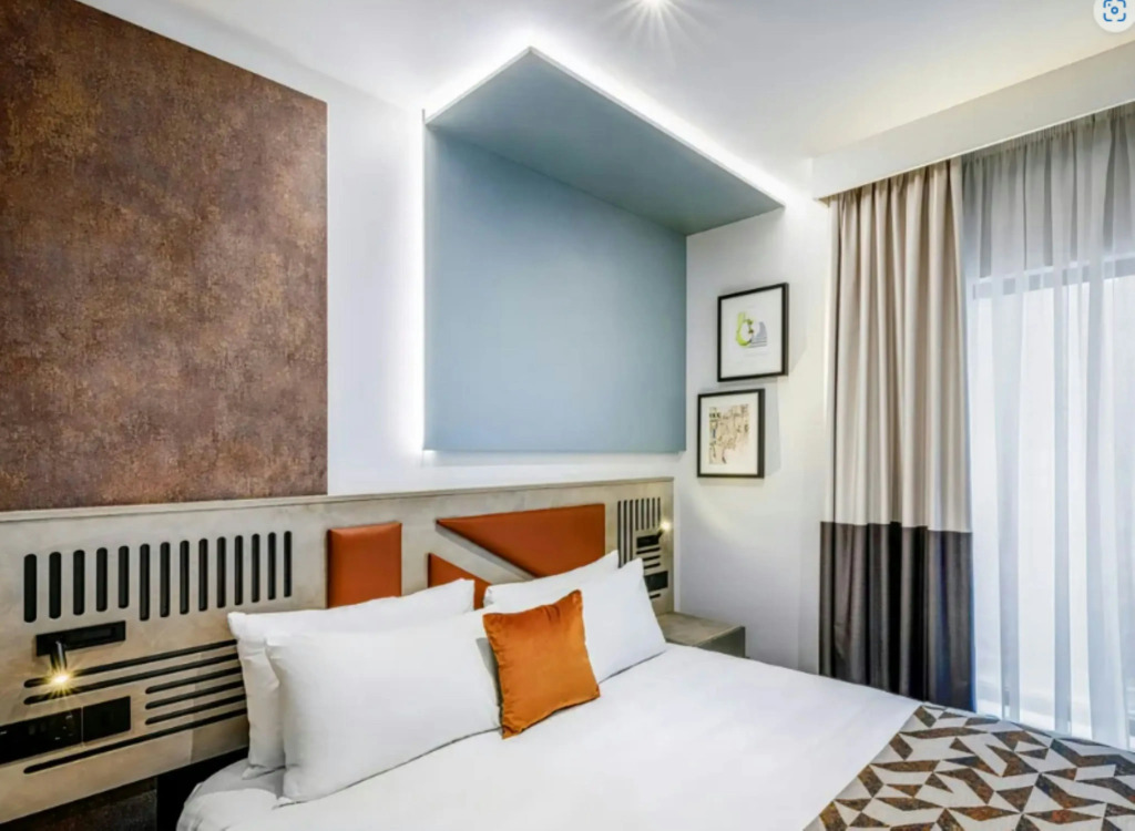 Spark by Hilton London Romford