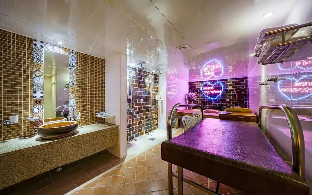 Amant Hotel