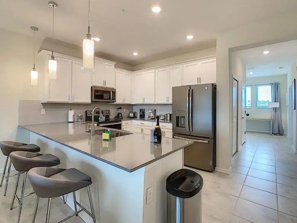 BOOK NOW!! WONDERFUL NEW BRAND 3BDM CONDO - NEWLy FURNISHED