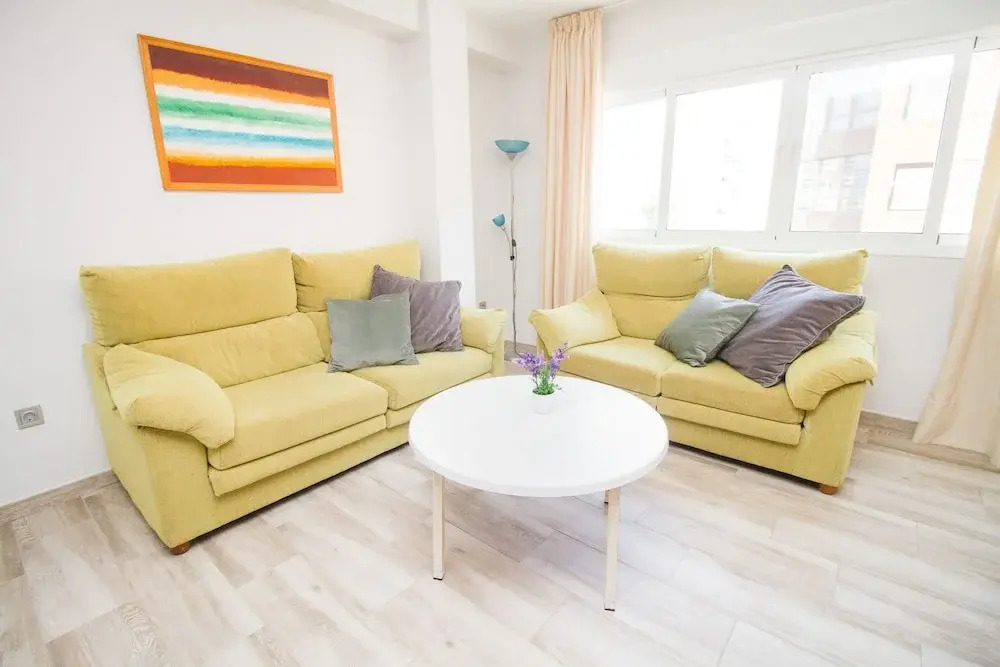 Classy 4 bedrooms Apartment