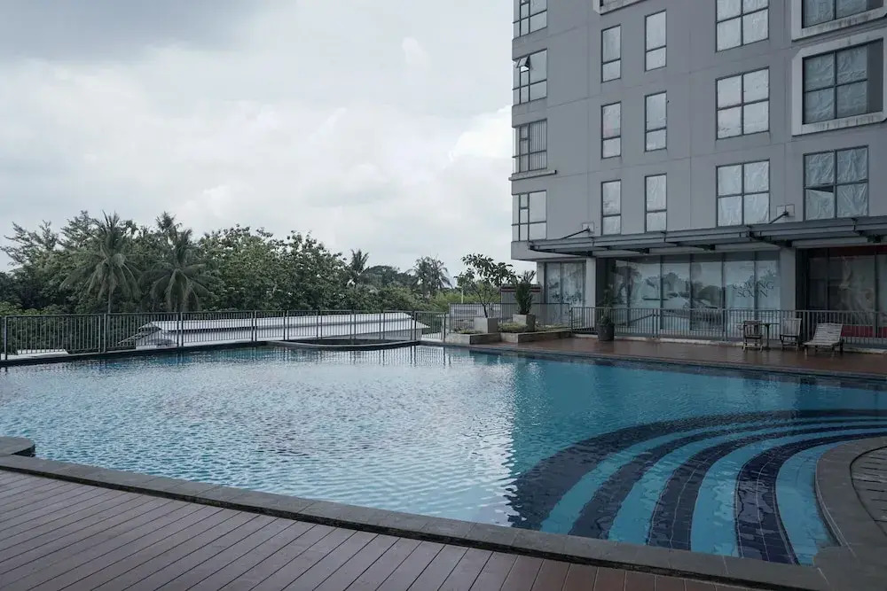 Attractive 1BR Apartment at Royal Olive Residence