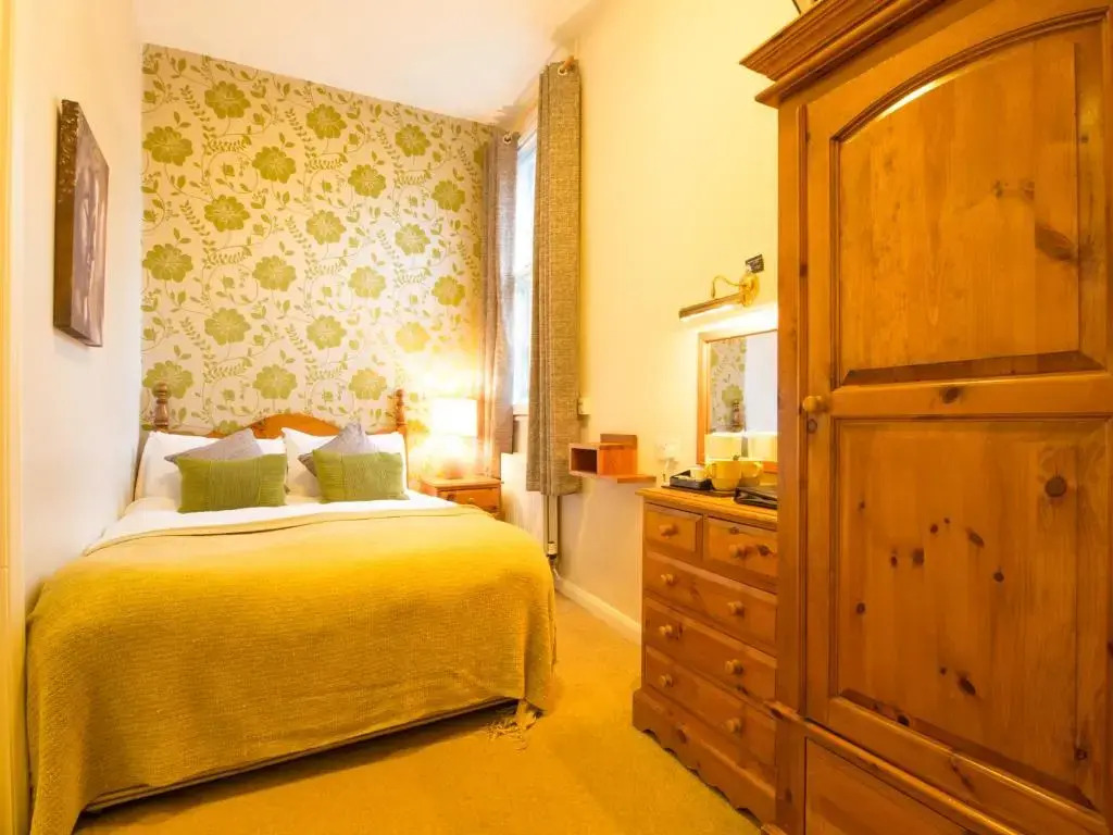 The White Hart Country Inn