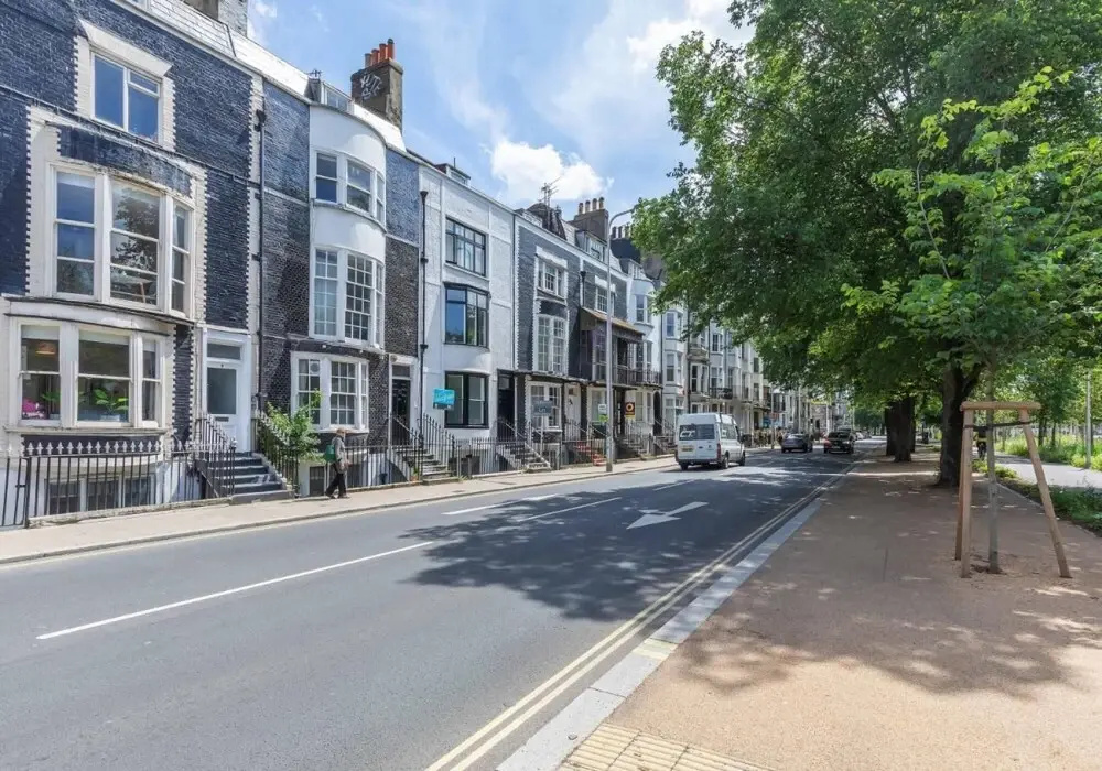 Valley Gardens View - City Centre One Bedroom Apartment