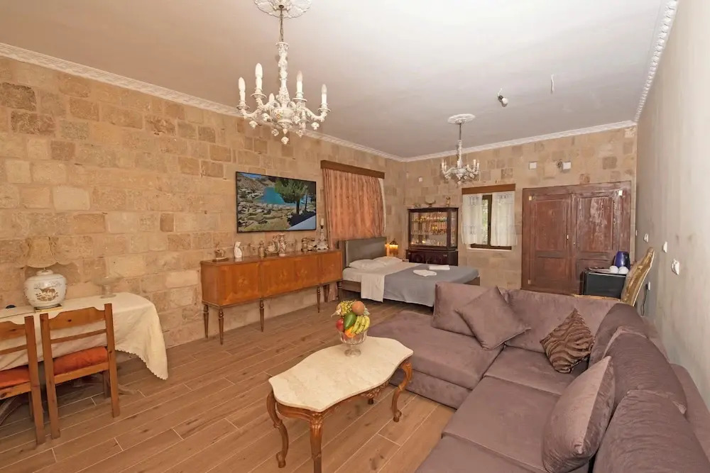 Arionos Rooms - Old Town