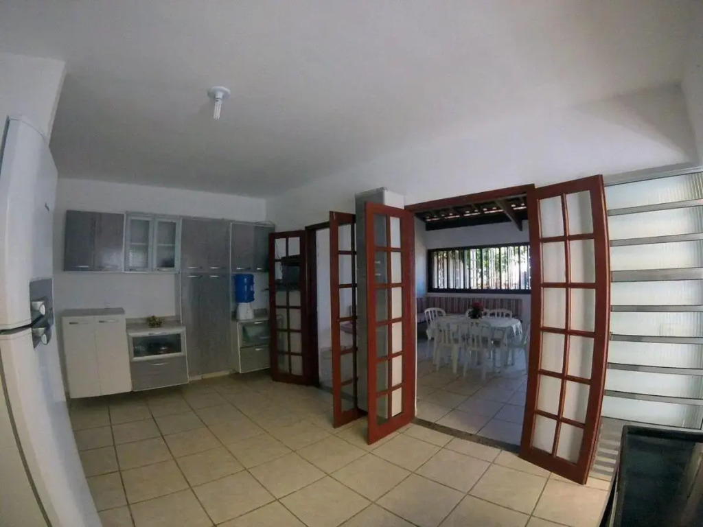 Casa aconchegante pé na areia c/ 5 quartos
