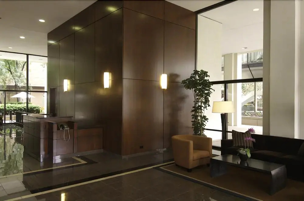 Corporate Suites Network At Columbus Plaza