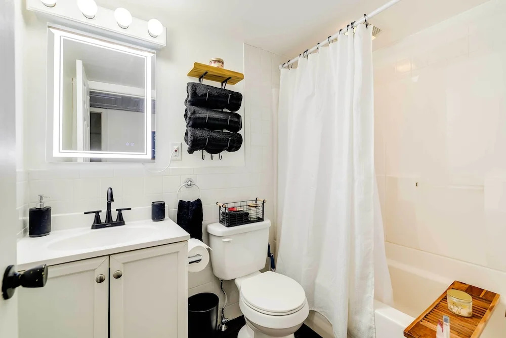 Pet-Friendly Cabin in Pocono Lake