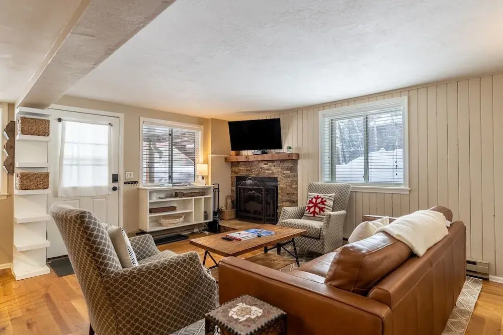 Creekside Condos #A7 by Summit County Mountain Retreats
