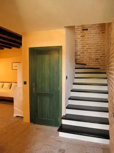 Stone House Pojata
