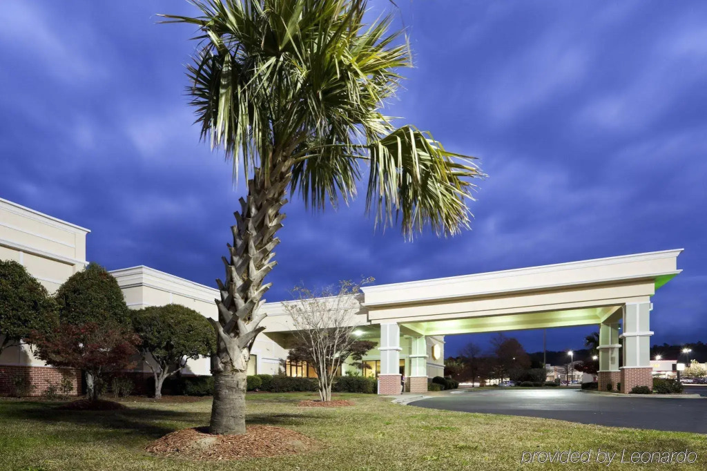 Holiday Inn Lumberton by IHG