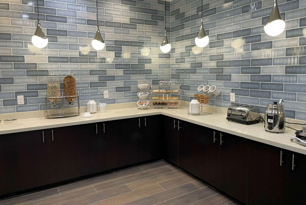 Hawthorn Extended Stay by Wyndham Sulphur Lake Charles