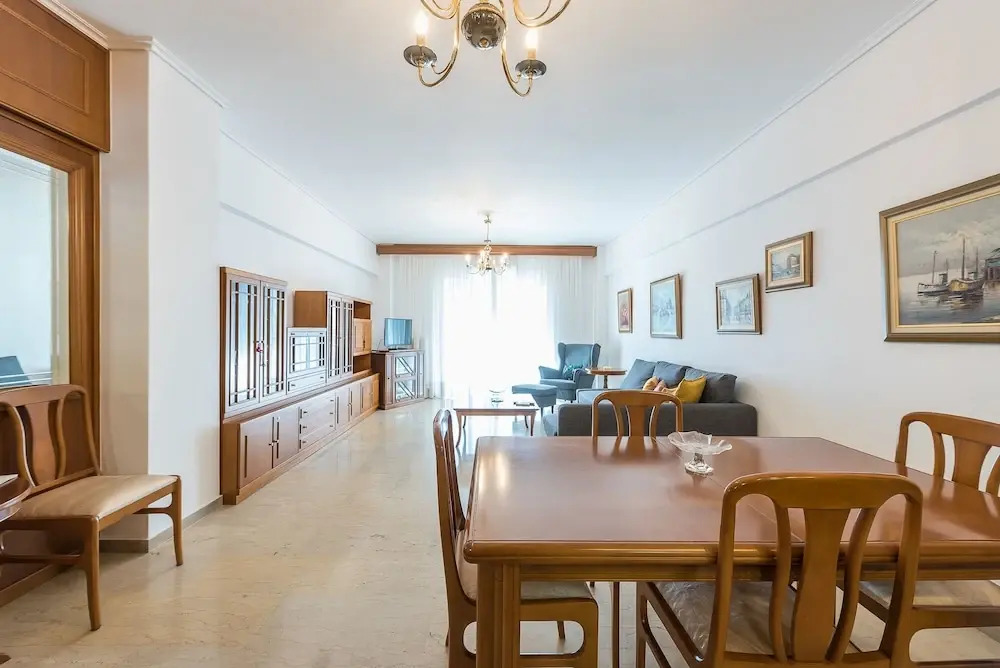 Vintage Acropolis Apartment
