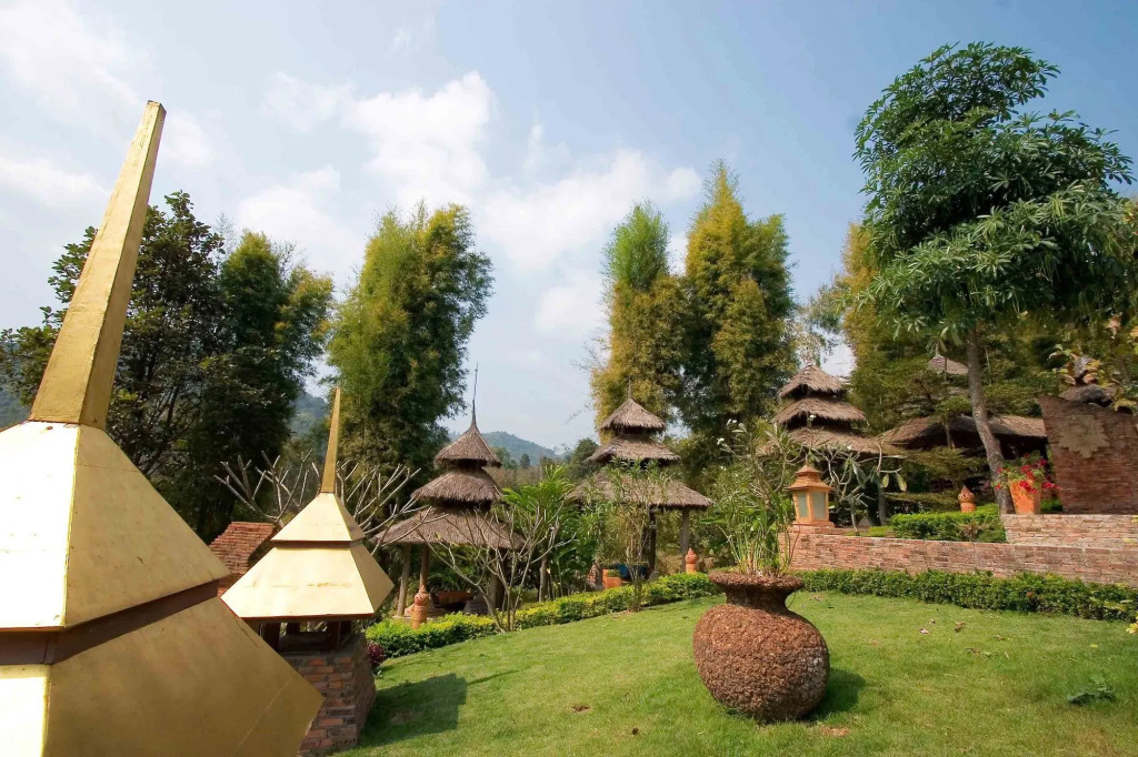 Phu Jaya Floresta Resort by ALPHATEL PARTNER