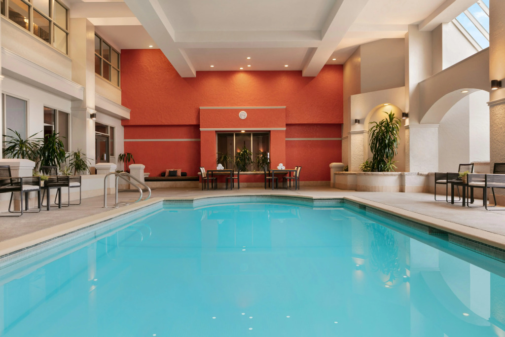 Embassy Suites by Hilton Los Angeles Downey