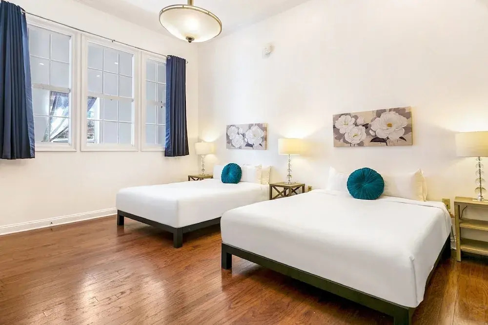 1832 Airy 4 BR in Garden District