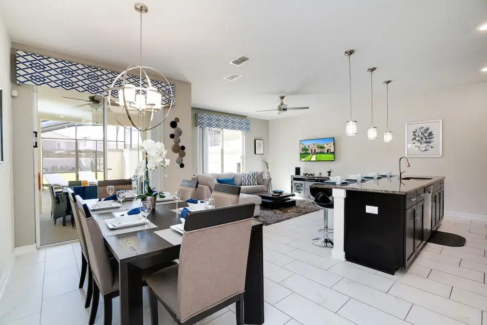 4888 Romeo Circle