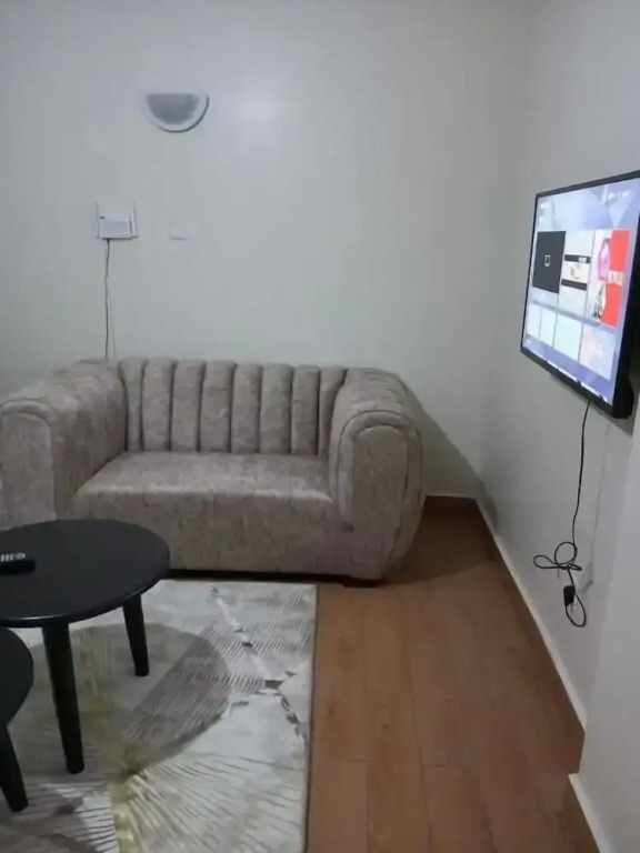 Lux Suites Wawazi Court Apartments