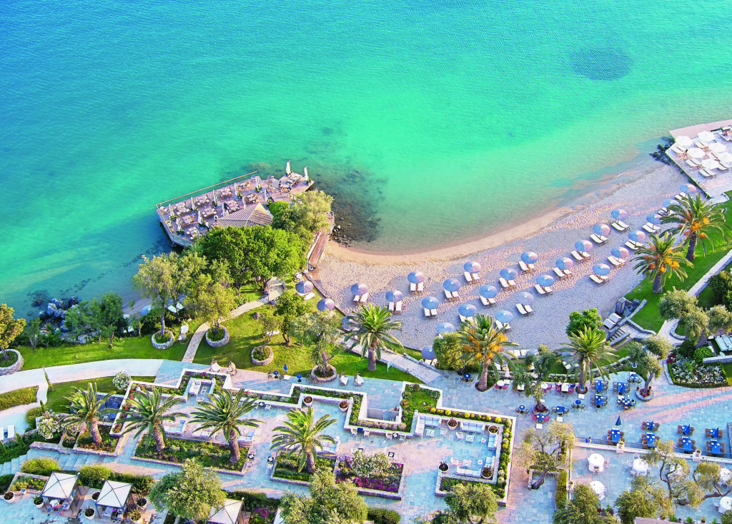 Corfu Imperial, A Resort to Live