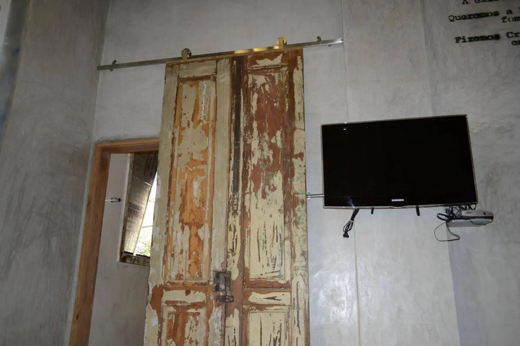 Modernistas Hospedagem e Arte