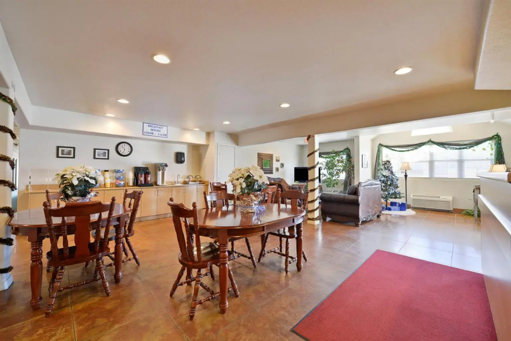 Americas Best Value Inn and Suites Ada
