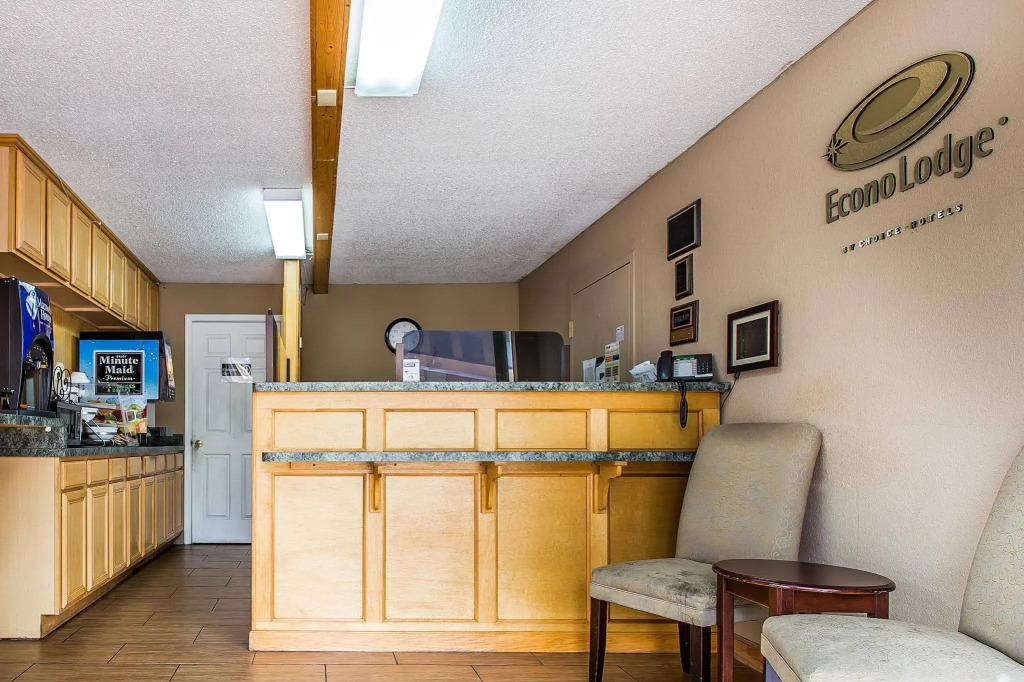 Economy Inn